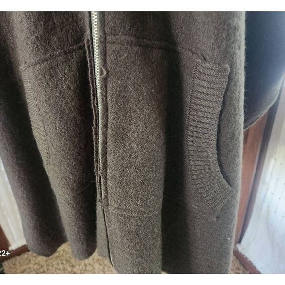 O2 Katie Todd gray 100% Wool high neck zip up batwing style poncho w raw hem NWT - Picture 12 of 13